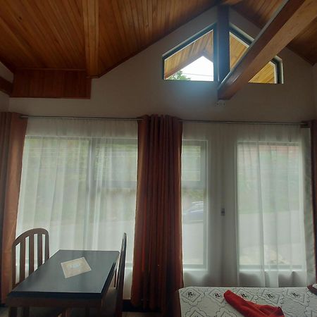 Alisson Hotel Y Restaurant Monteverde ภายนอก รูปภาพ