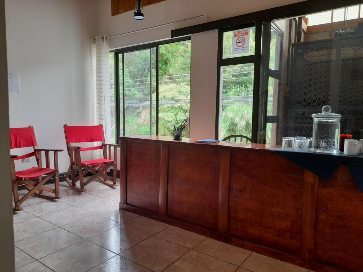 Alisson Hotel Y Restaurant Monteverde ภายนอก รูปภาพ
