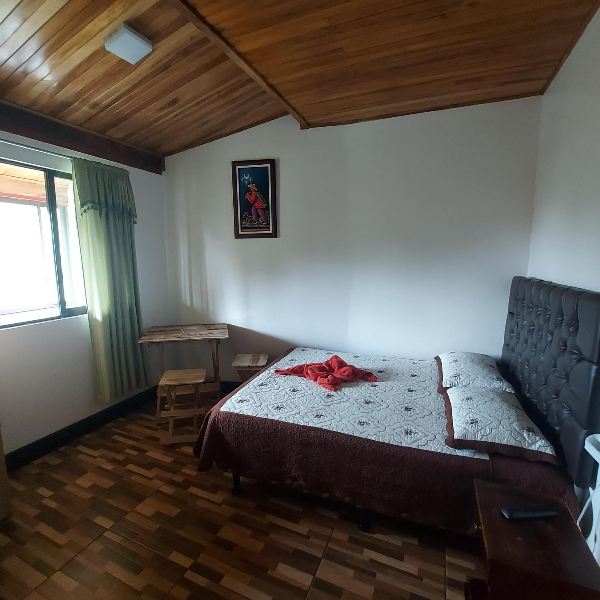 Alisson Hotel Y Restaurant Monteverde ภายนอก รูปภาพ